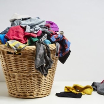 overflowing-laundry-basket1
