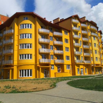 Багатоповерхівка
